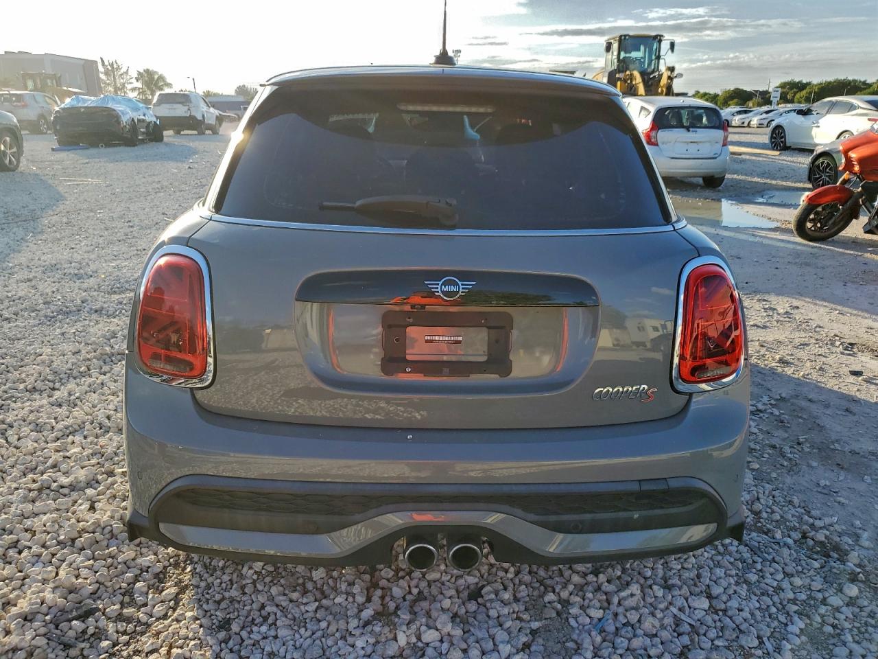 2022 Mini Cooper S VIN: WMW53DK03N2R89325 Lot: 95108225