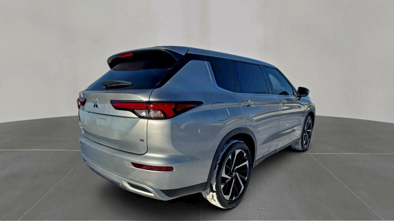 2022 Mitsubishi Outlander Se VIN: JA4J3UA83NZ022403 Lot: 97848155