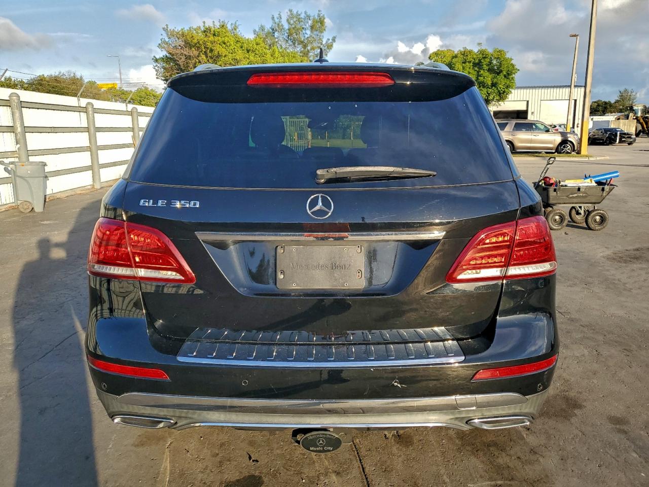 2017 Mercedes-Benz Gle 350 VIN: 4JGDA5JB8HA969669 Lot: 94765235
