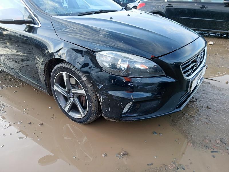 2014 VOLVO V40 D4 [190] R DESIGN 5DR GEARTRONIC