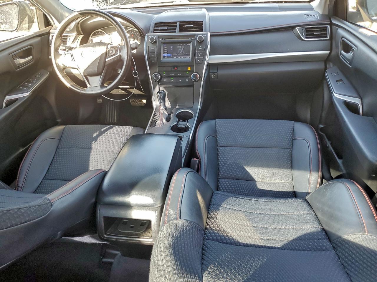 2015 Toyota Camry Le VIN: 4T1BF1FK4FU022618 Lot: 93995165