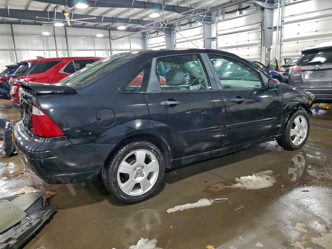 2007 Ford Focus Zx4 VIN: 1FAHP34N17W135782 Lot: 94940715