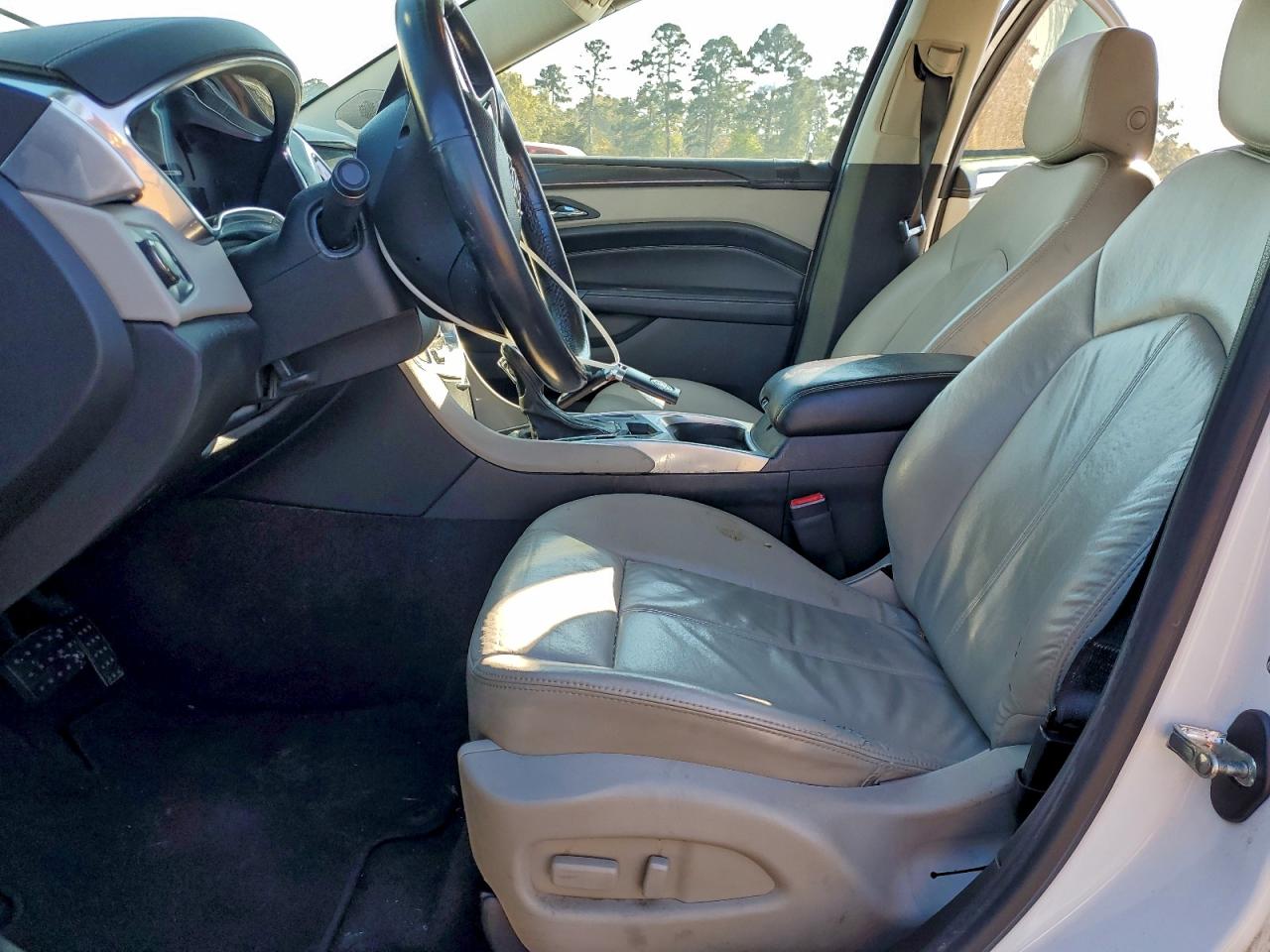 2013 Cadillac Srx VIN: 3GYFNAE35DS654764 Lot: 94764645