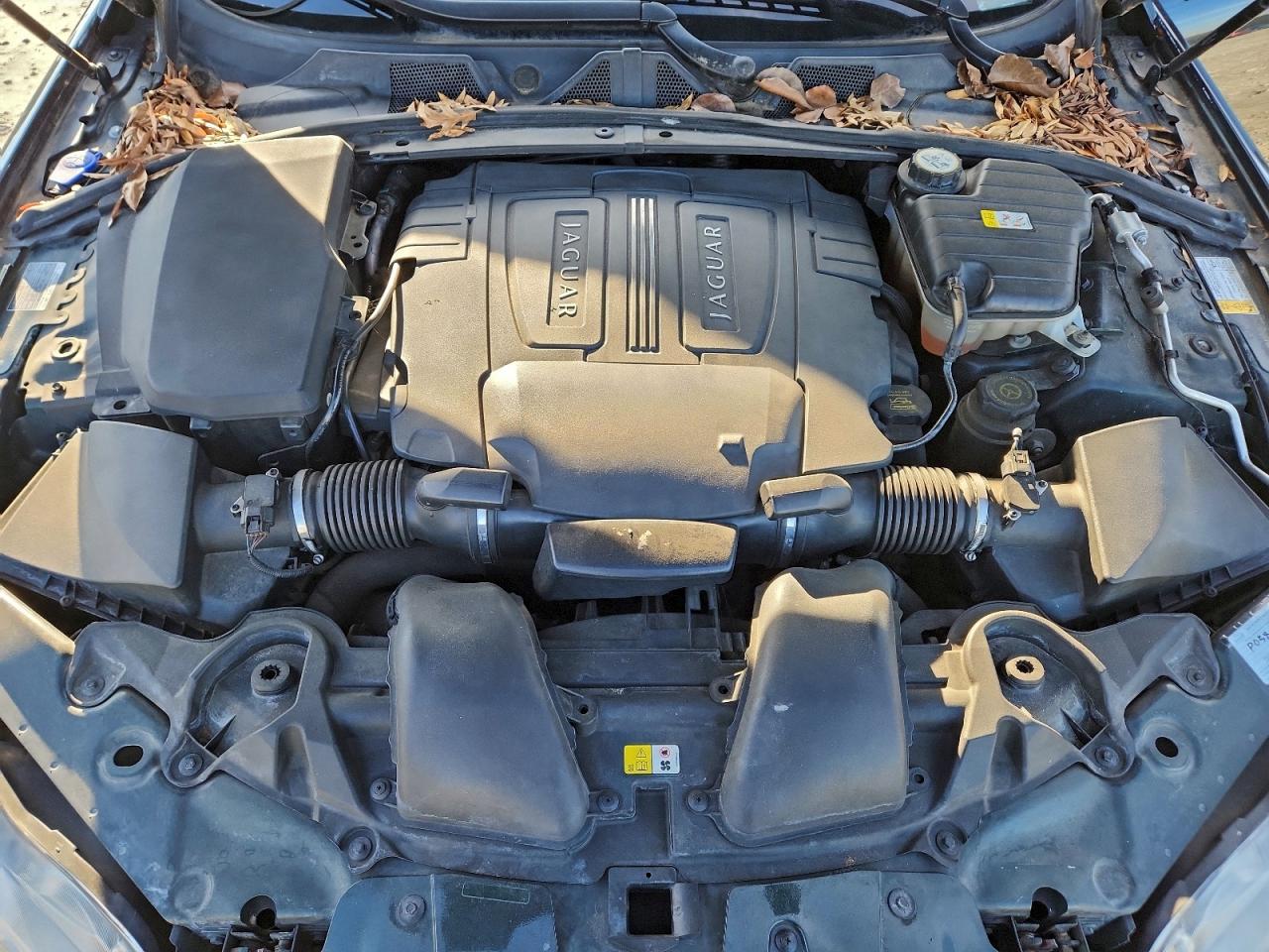 2010 Jaguar Xf Premium VIN: SAJWA0GB7ALR52400 Lot: 95210595