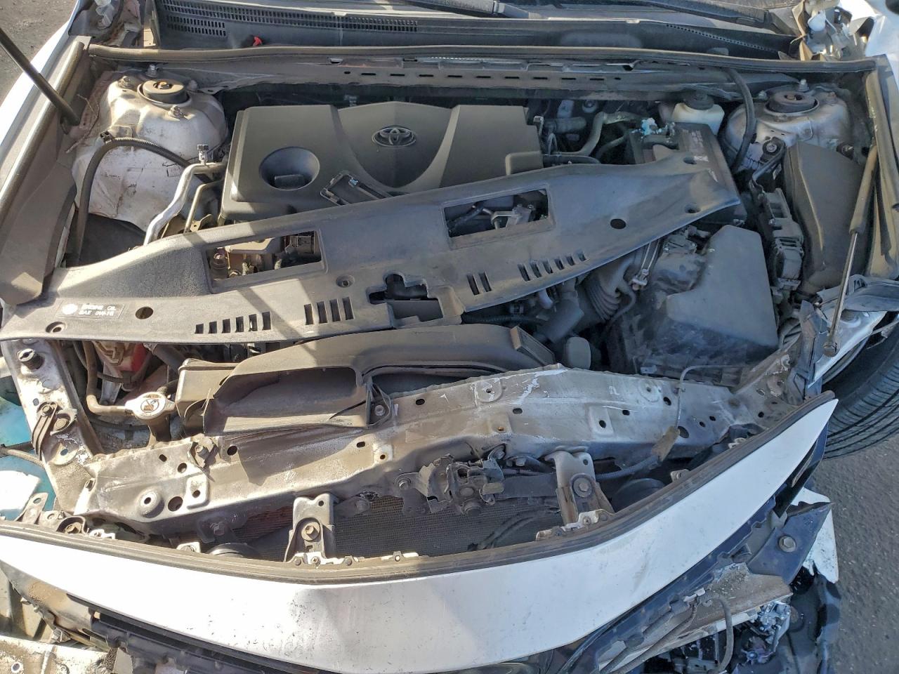 2018 Toyota Camry L VIN: 4T1B11HKXJU017783 Lot: 95466345