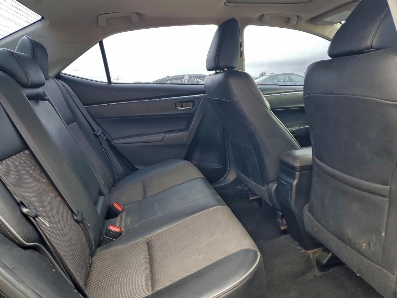 2015 Toyota Corolla L VIN: 2T1BURHE5FC342897 Lot: 94135275