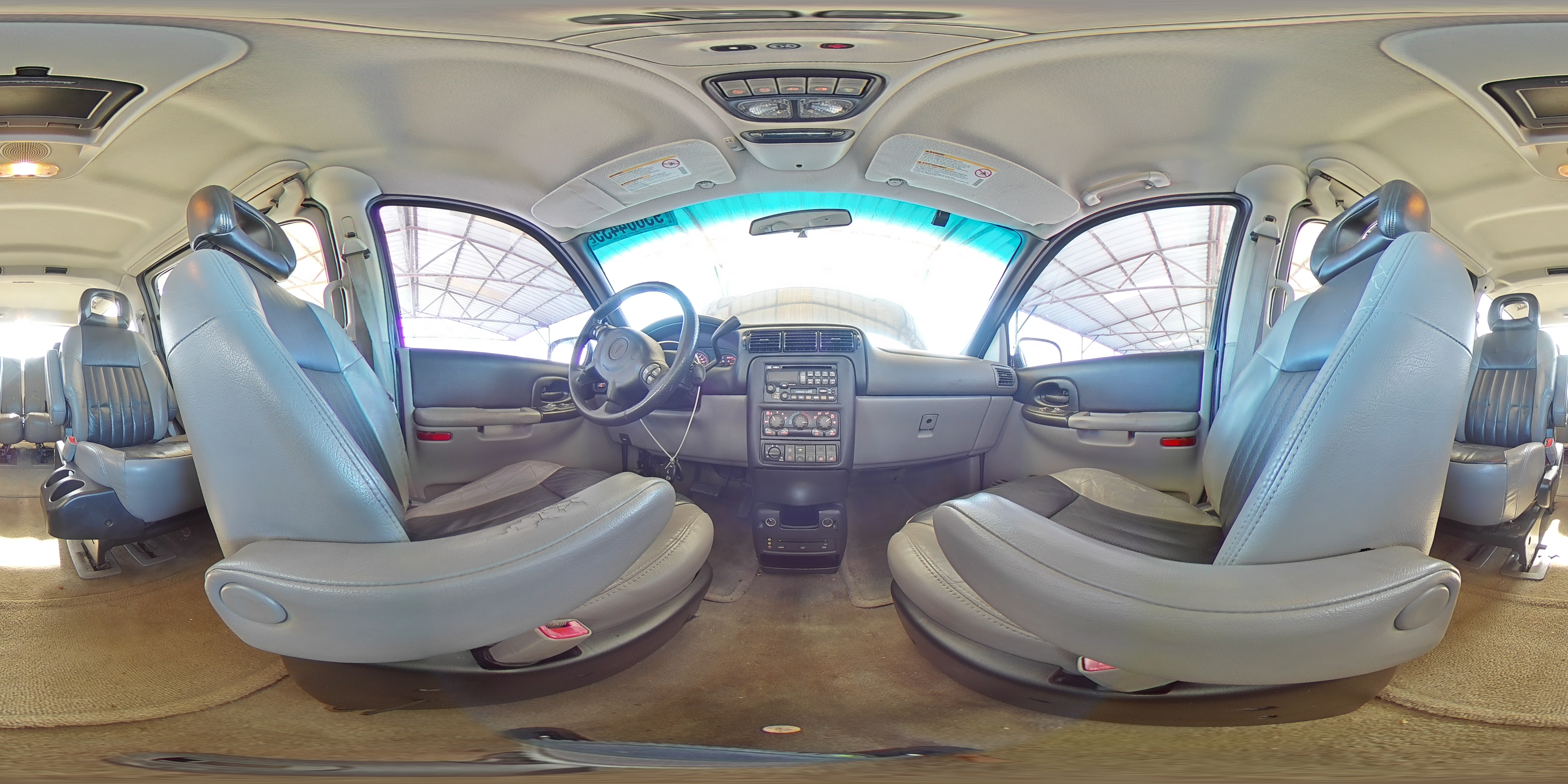 2002 Pontiac Montana Luxury VIN: 1GMDX13E72D215537 Lot: 95804435