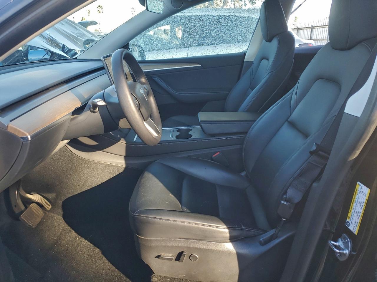 2023 Tesla Model Y VIN: 7SAYGDEE1PA026824 Lot: 94767385