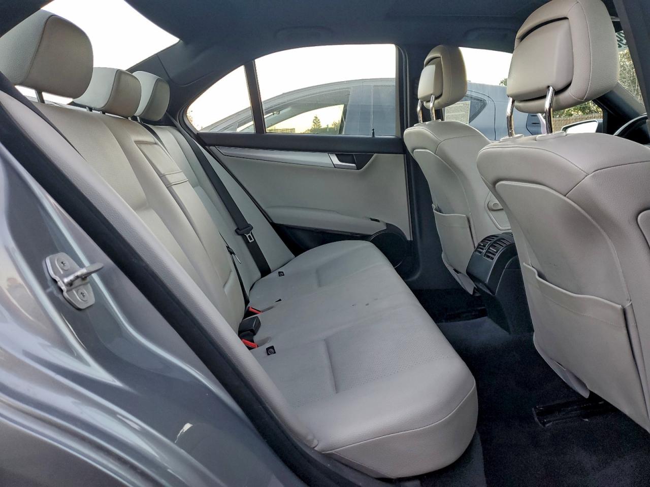 2013 Mercedes-Benz C 250 VIN: WDDGF4HB5DA795207 Lot: 94513955