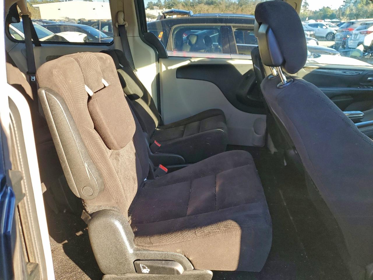 2014 Dodge Grand Caravan Sxt VIN: 2C4RDGCG5ER313572 Lot: 96406575