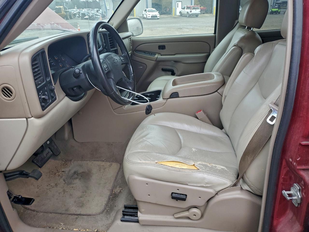 2005 Chevrolet Tahoe C1500 VIN: 1GNEC13TX5J239699 Lot: 95216765