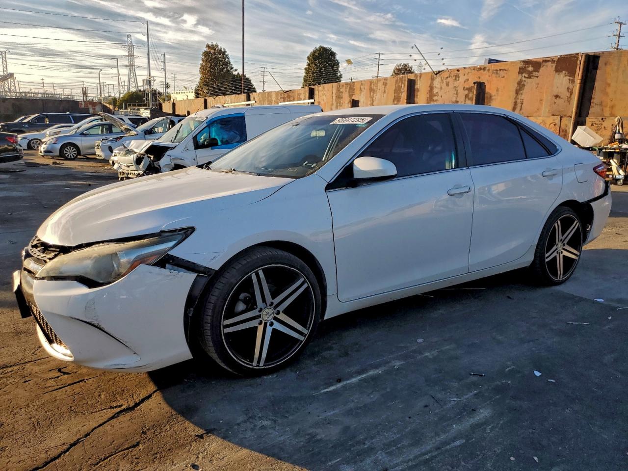 2016 Toyota Camry Le VIN: 4T1BF1FK8GU506826 Lot: 95447295