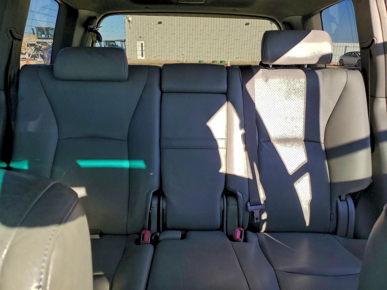 2004 Toyota Highlander Base VIN: JTEDP21A640032162 Lot: 95905875