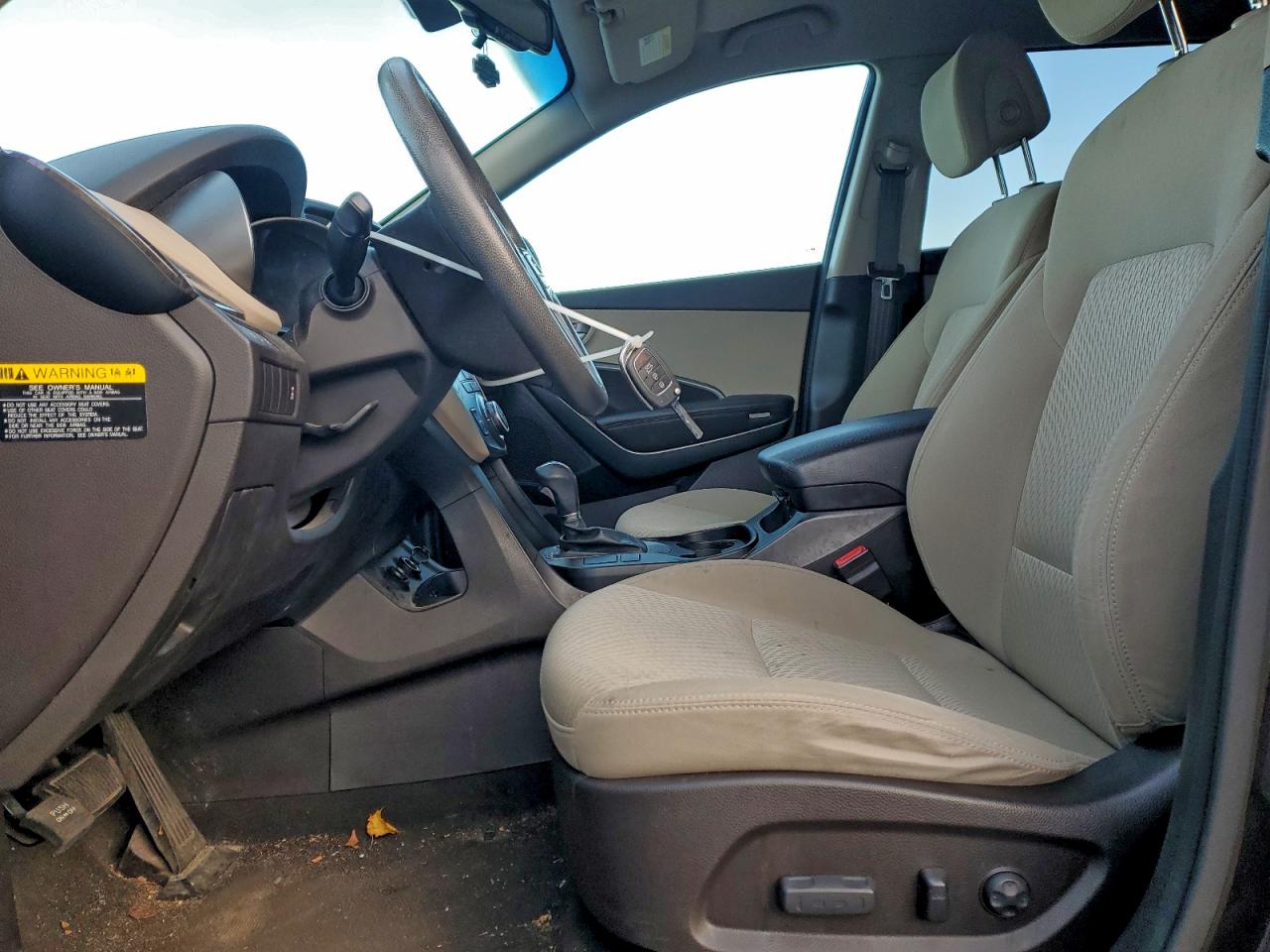 2017 Hyundai Santa Fe Se VIN: KM8SMDHF6HU210471 Lot: 94722605