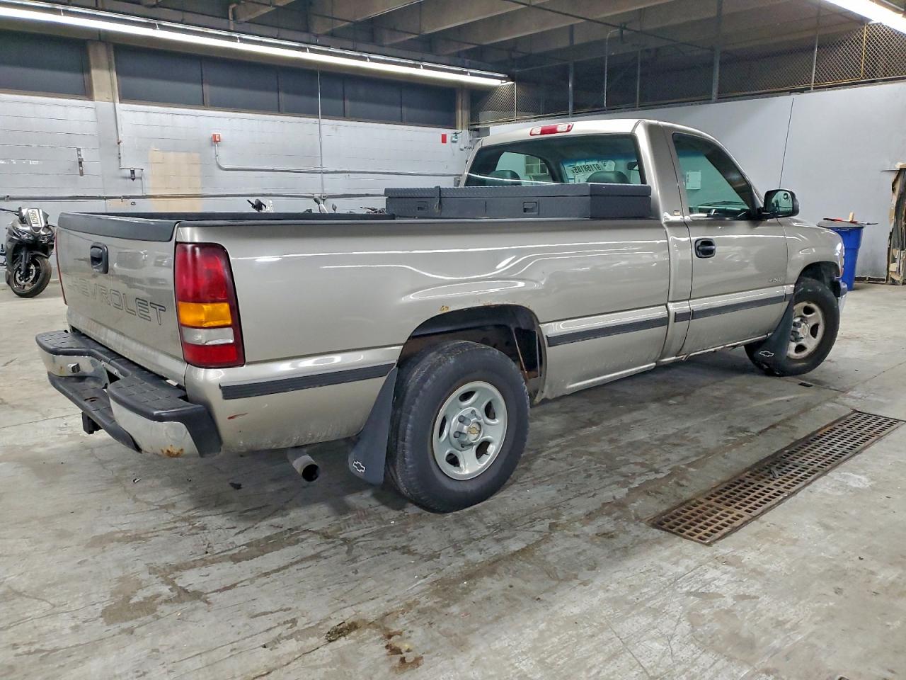 2002 Chevrolet Silverado C1500 VIN: 1GCEC14W22Z145220 Lot: 97158185
