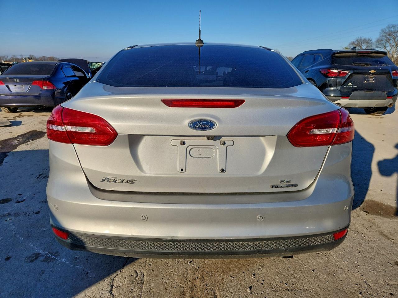 2016 Ford Focus Se VIN: 1FADP3F22GL332334 Lot: 95255265