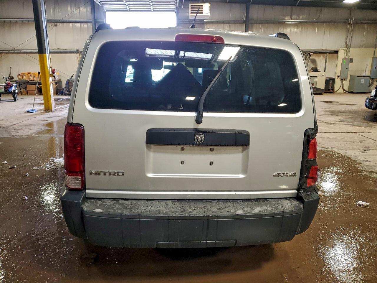 2007 Dodge Nitro Sxt VIN: 1D8GU28KX7W570181 Lot: 97759085