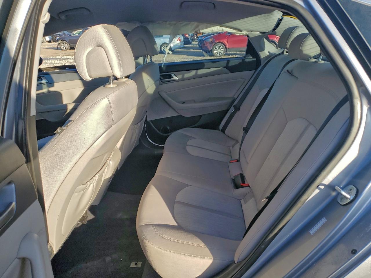 2017 Hyundai Sonata Hybrid VIN: KMHE24L16HA050933 Lot: 98025445