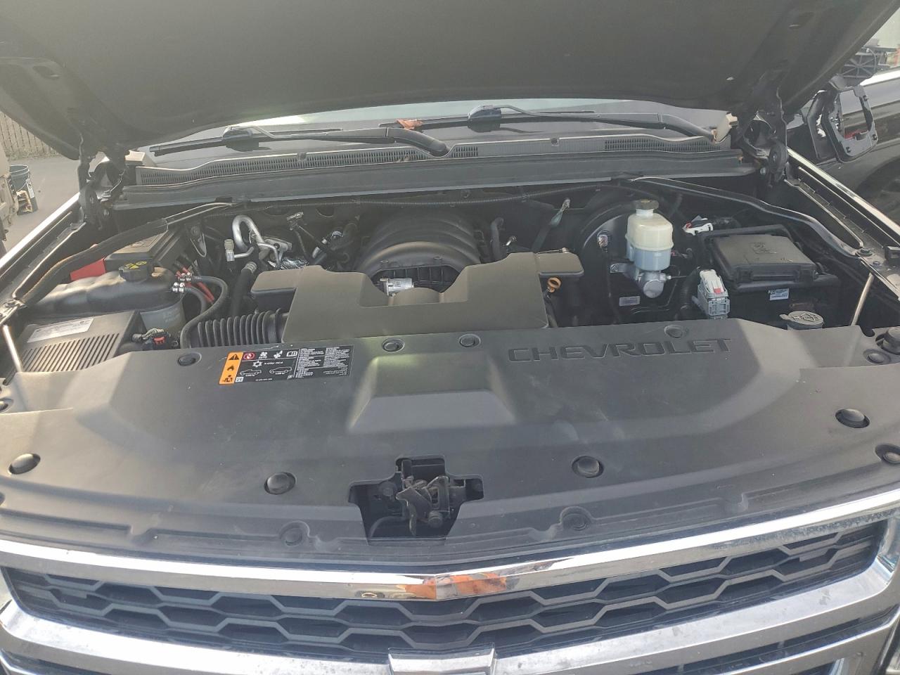 2019 Chevrolet Suburban C1500 Lt VIN: 1GNSCHKC7KR185384 Lot: 94941855