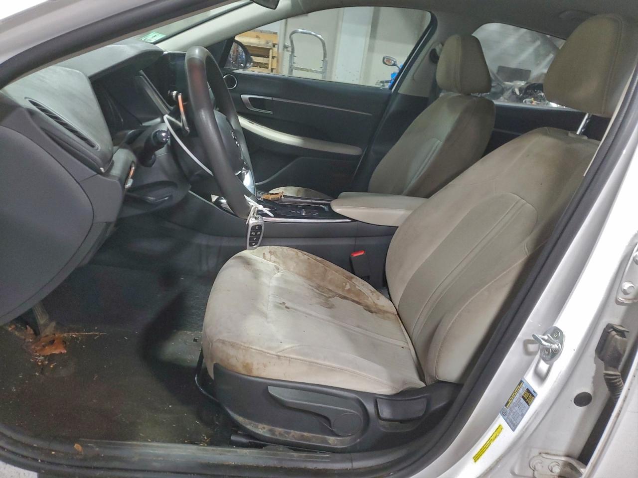 2020 Hyundai Sonata Hybrid VIN: KMHL24JJ7LA009746 Lot: 95266615