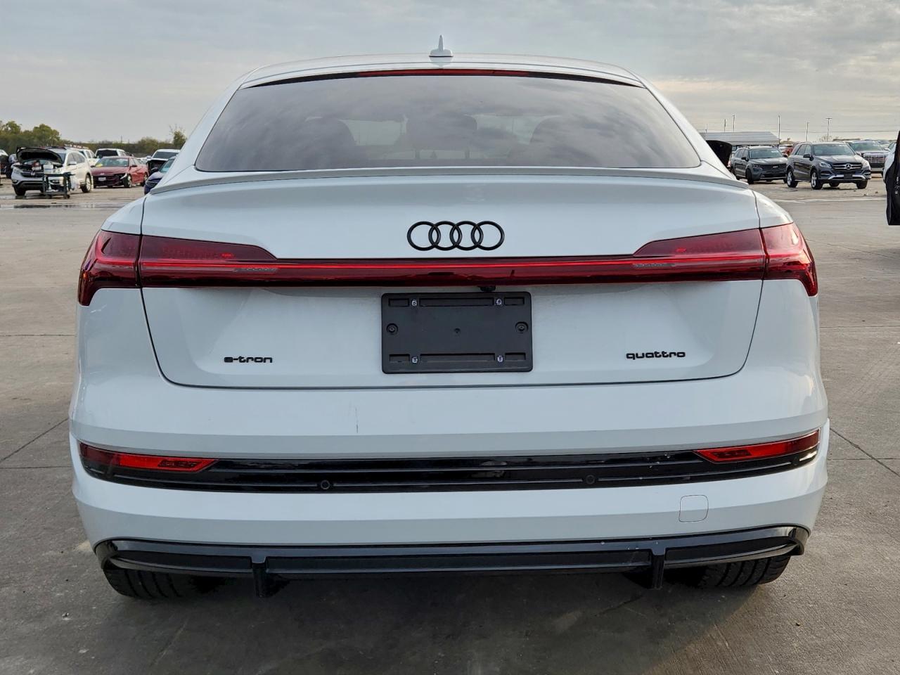2022 Audi E-Tron Sportback Premium VIN: WA11AAGE0NB044353 Lot: 95632565