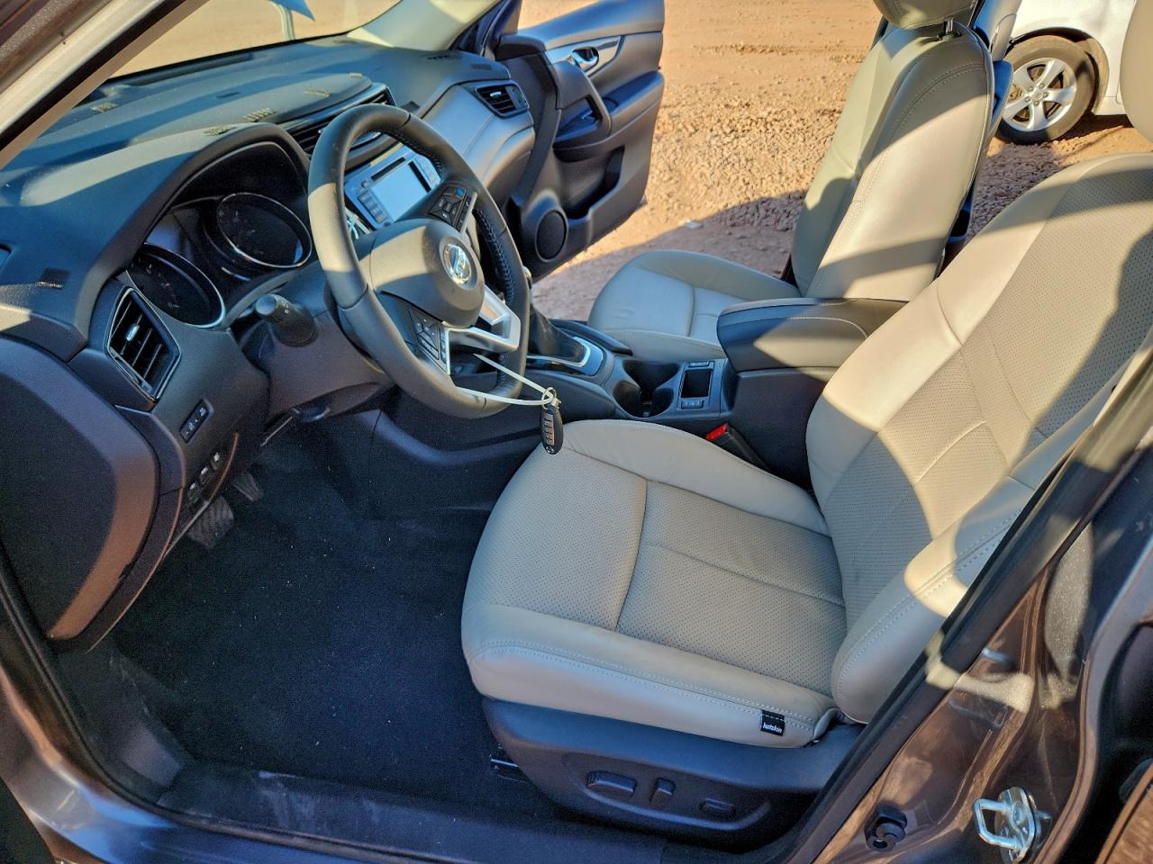 2020 Nissan Rogue S VIN: JN8AT2MT2LW043157 Lot: 94744235