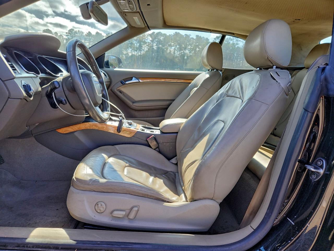 2010 Audi A5 Premium Plus VIN: WAULFAFH2AN022159 Lot: 94394775