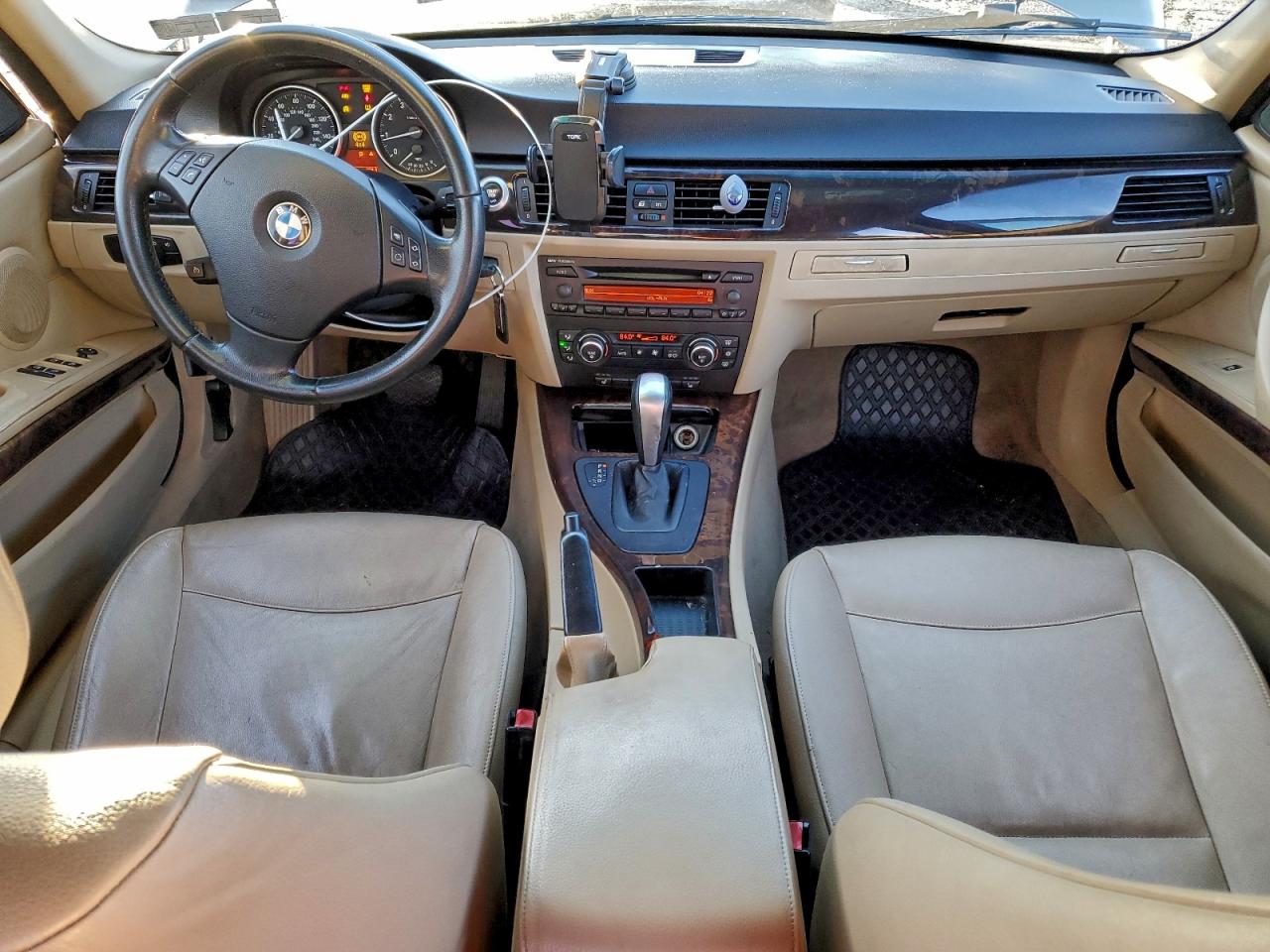 Фото: WBAVC73527KP35636