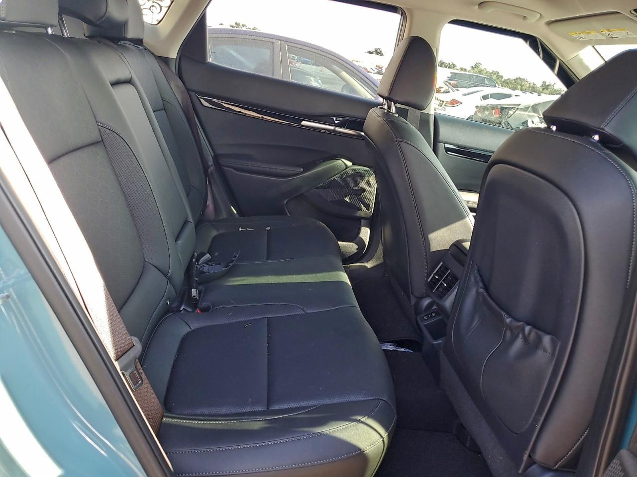 2025 Kia Seltos Sx VIN: KNDETCA72S7778286 Lot: 95631545