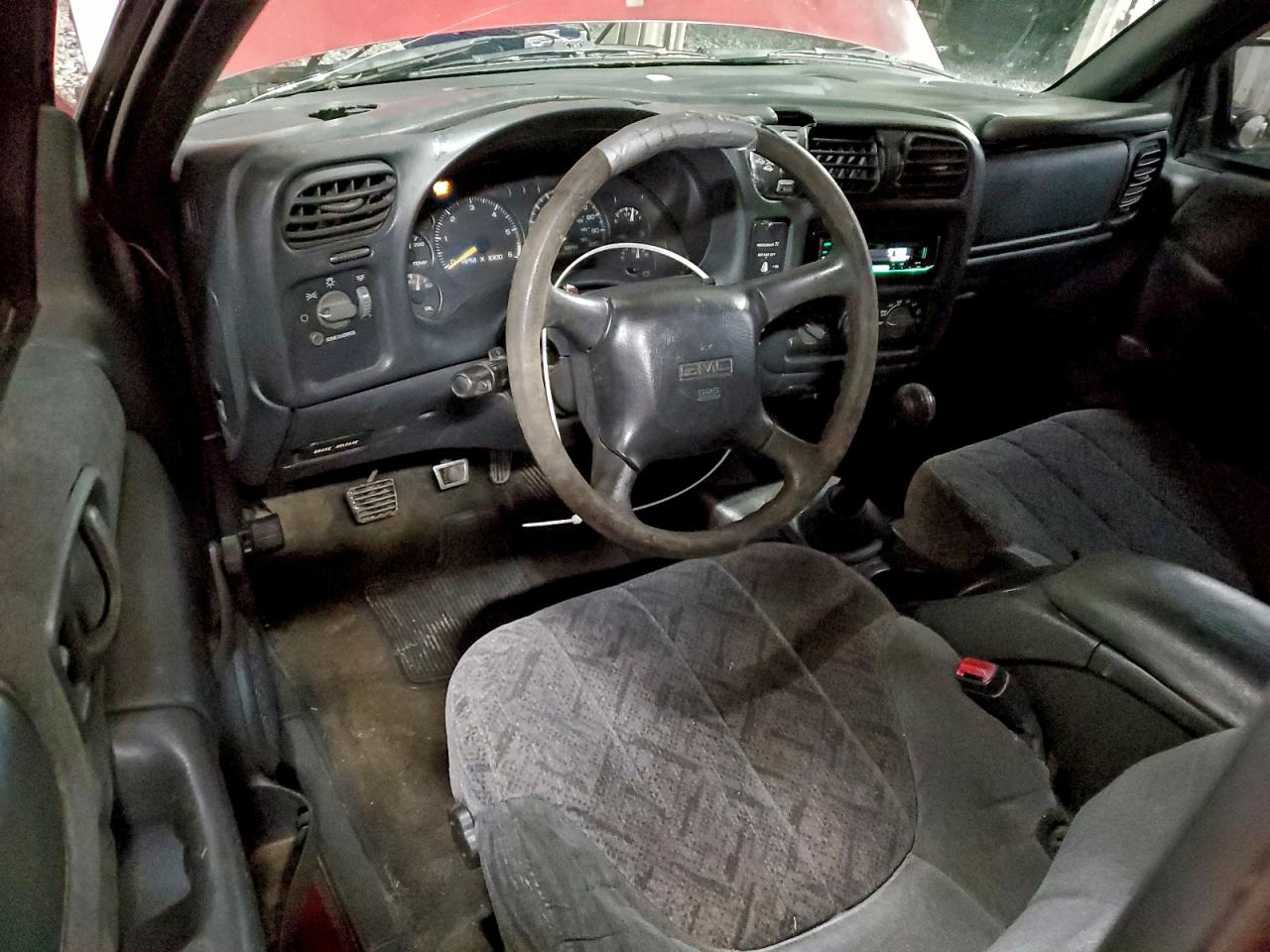 2000 GMC Sonoma VIN: 1GTDT19W2YK146227 Lot: 94685535