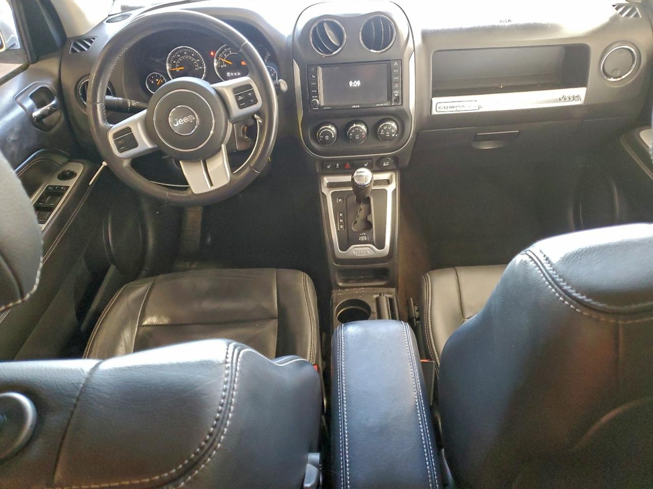 2017 Jeep Compass Latitude VIN: 1C4NJDEB5HD112351 Lot: 97532285