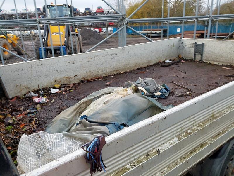 2001 NISSAN CABSTAR E90 SWB 