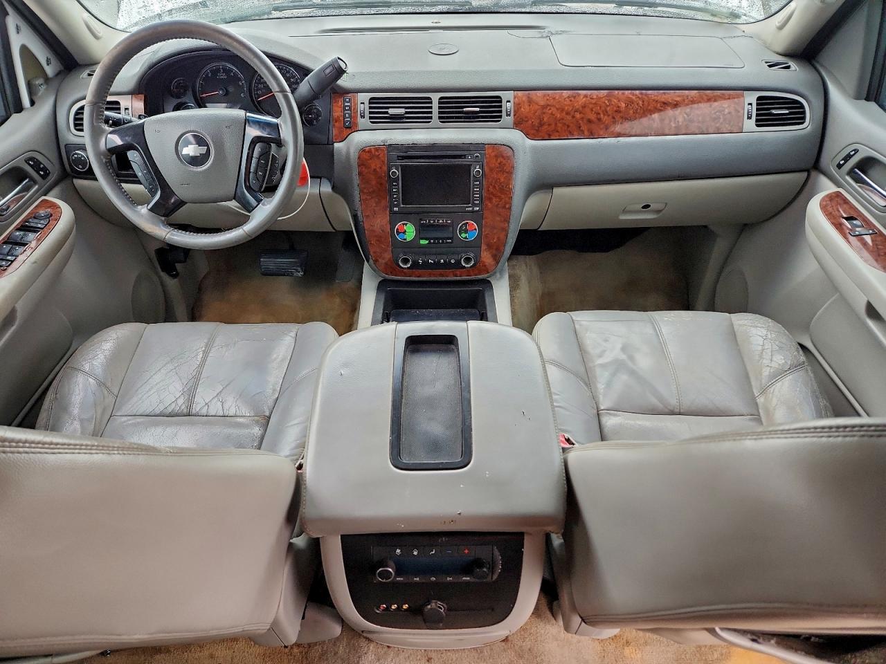 2008 Chevrolet Tahoe C1500 VIN: 1GNFC13038R133935 Lot: 94393355