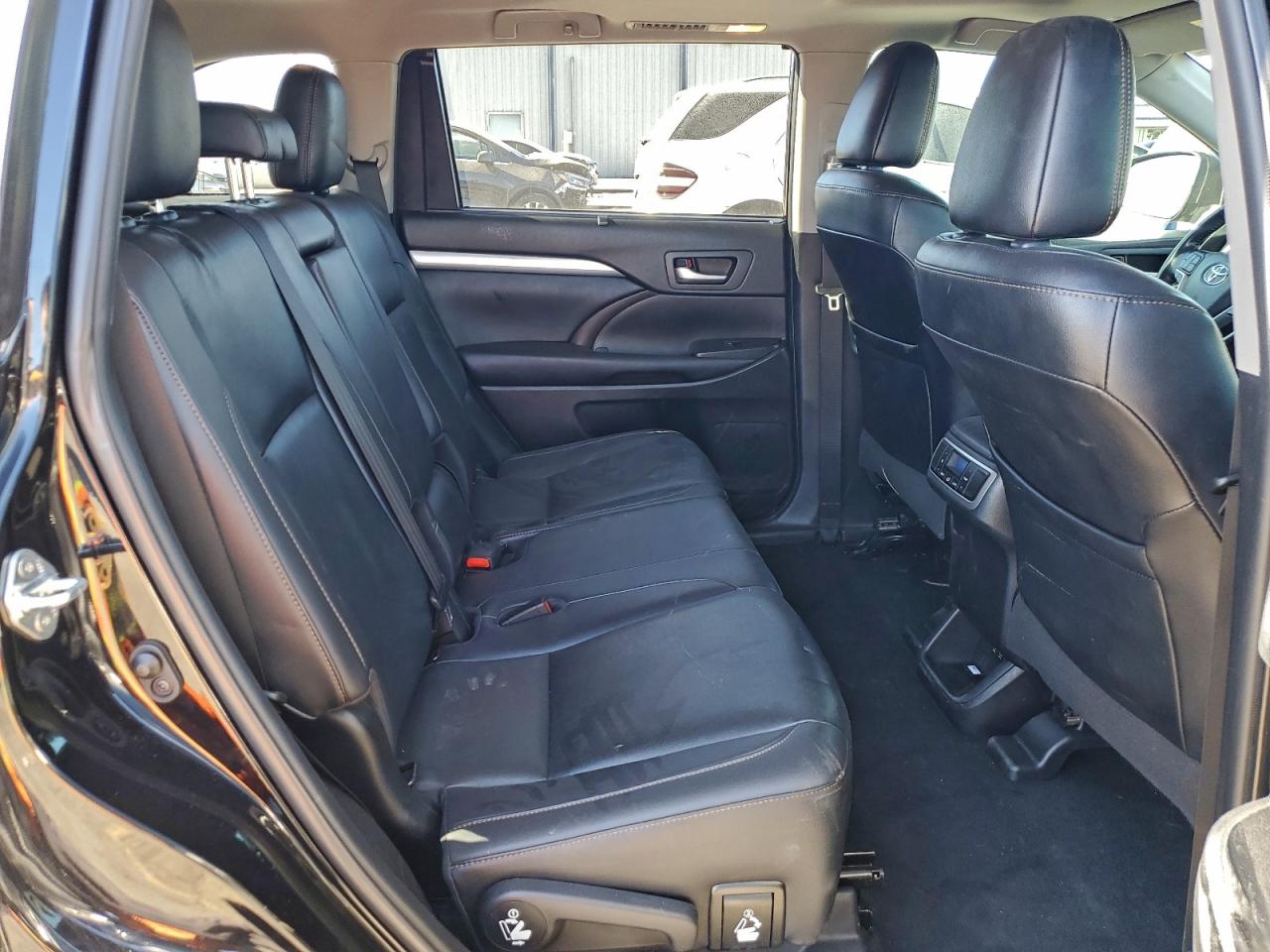 2019 Toyota Highlander Se VIN: 5TDKZRFH9KS565234 Lot: 94976645