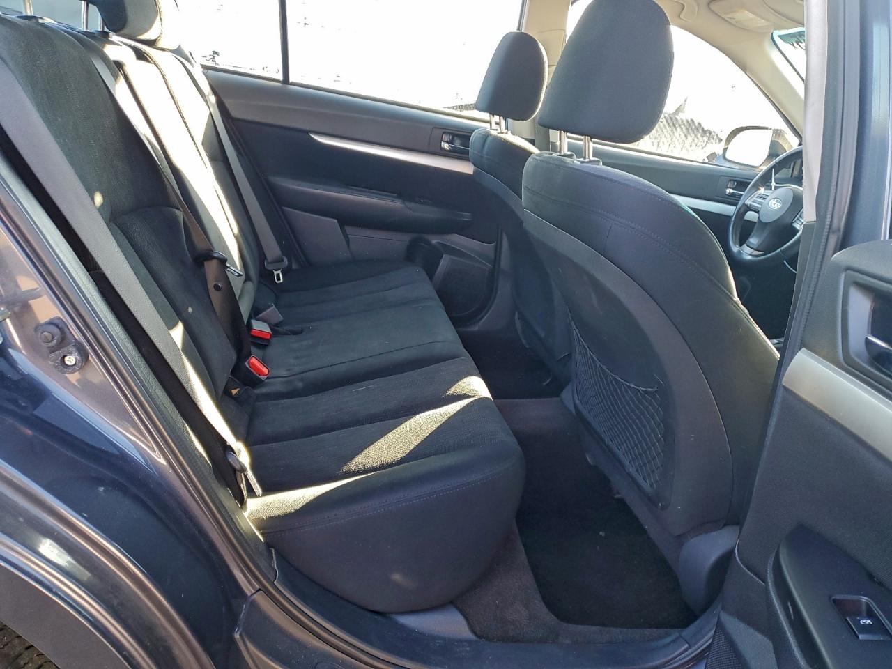 2014 Subaru Legacy 2.5I Premium VIN: 4S3BMBC69E3035831 Lot: 94352565