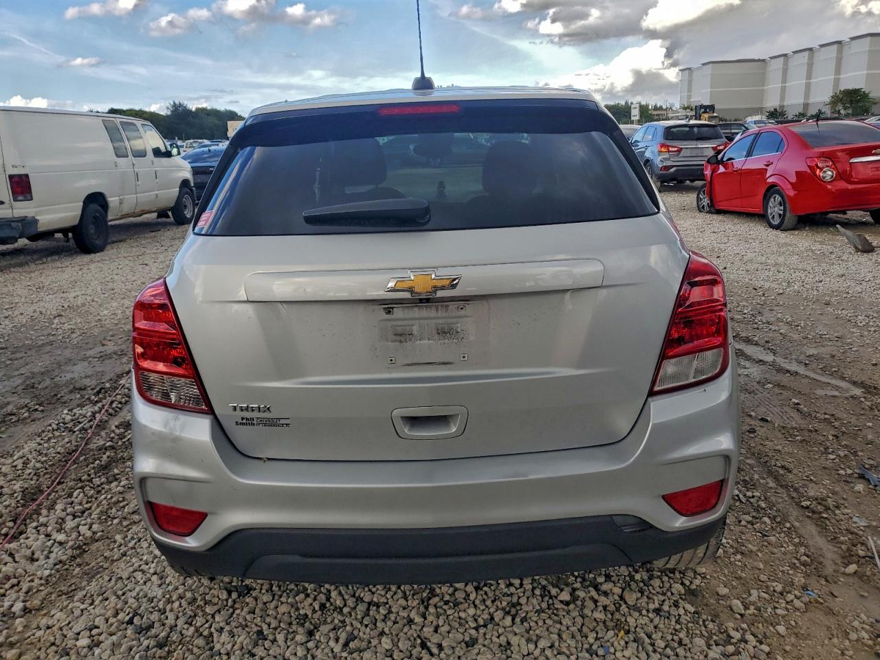 2020 Chevrolet Trax Ls VIN: 3GNCJKSB5LL194141 Lot: 96365655