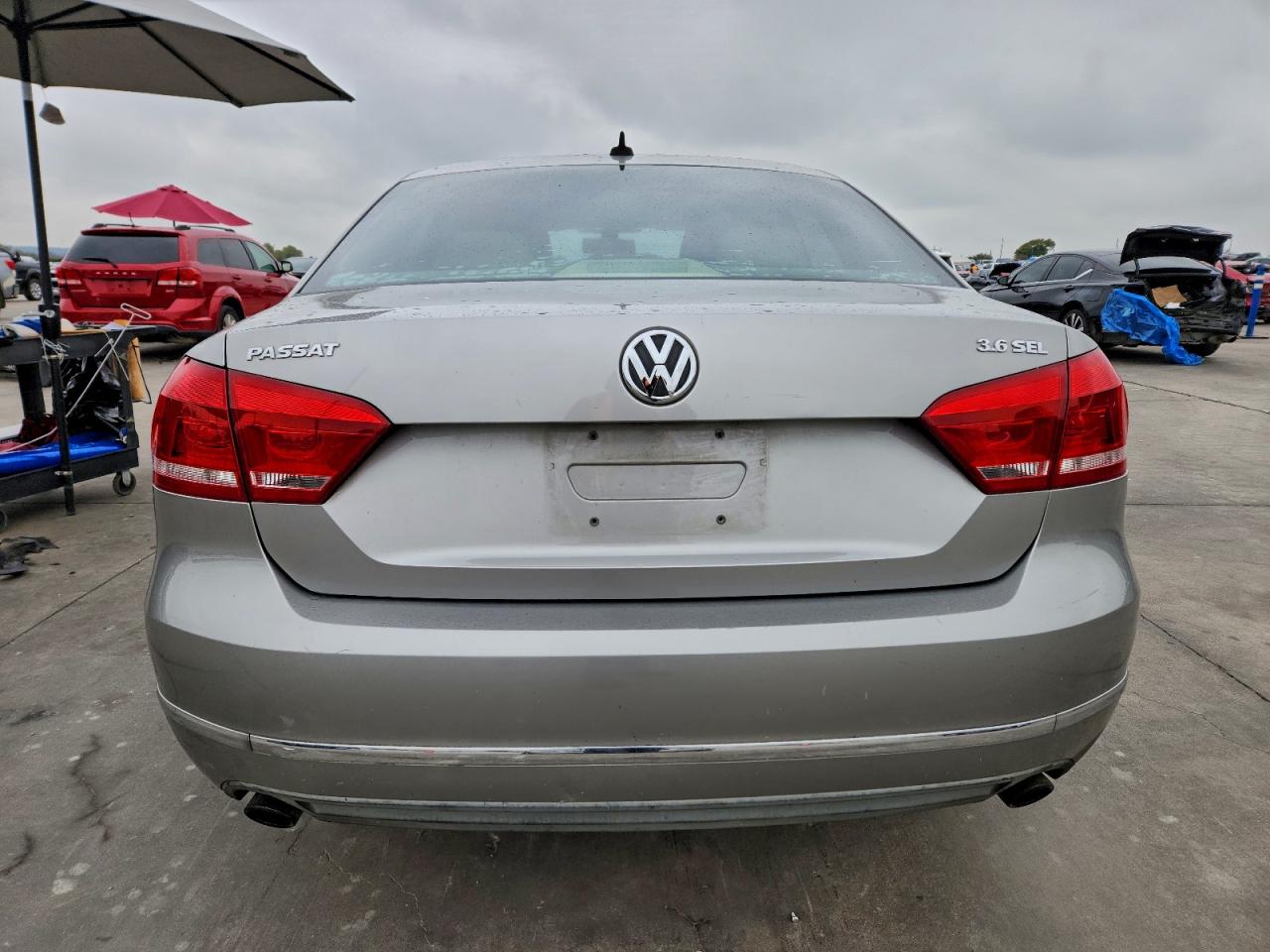 2012 Volkswagen Passat Sel VIN: 1VWCM7A38CC082109 Lot: 94894025