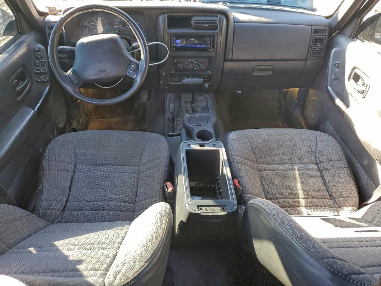 2001 Jeep Cherokee Sport VIN: 1J4FF48S11L557516 Lot: 97501425