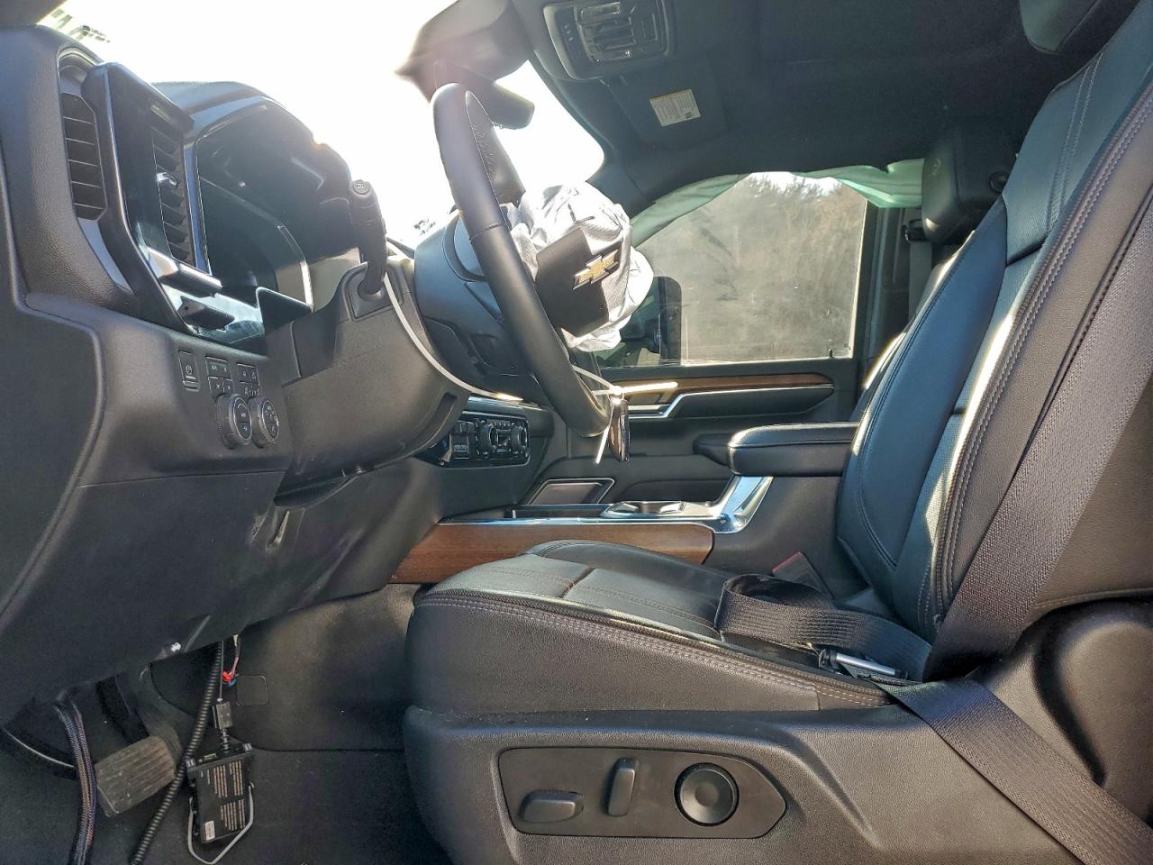 2024 Chevrolet Silverado K2500 High Country VIN: 2GC4YREY8R1100037 Lot: 94757445