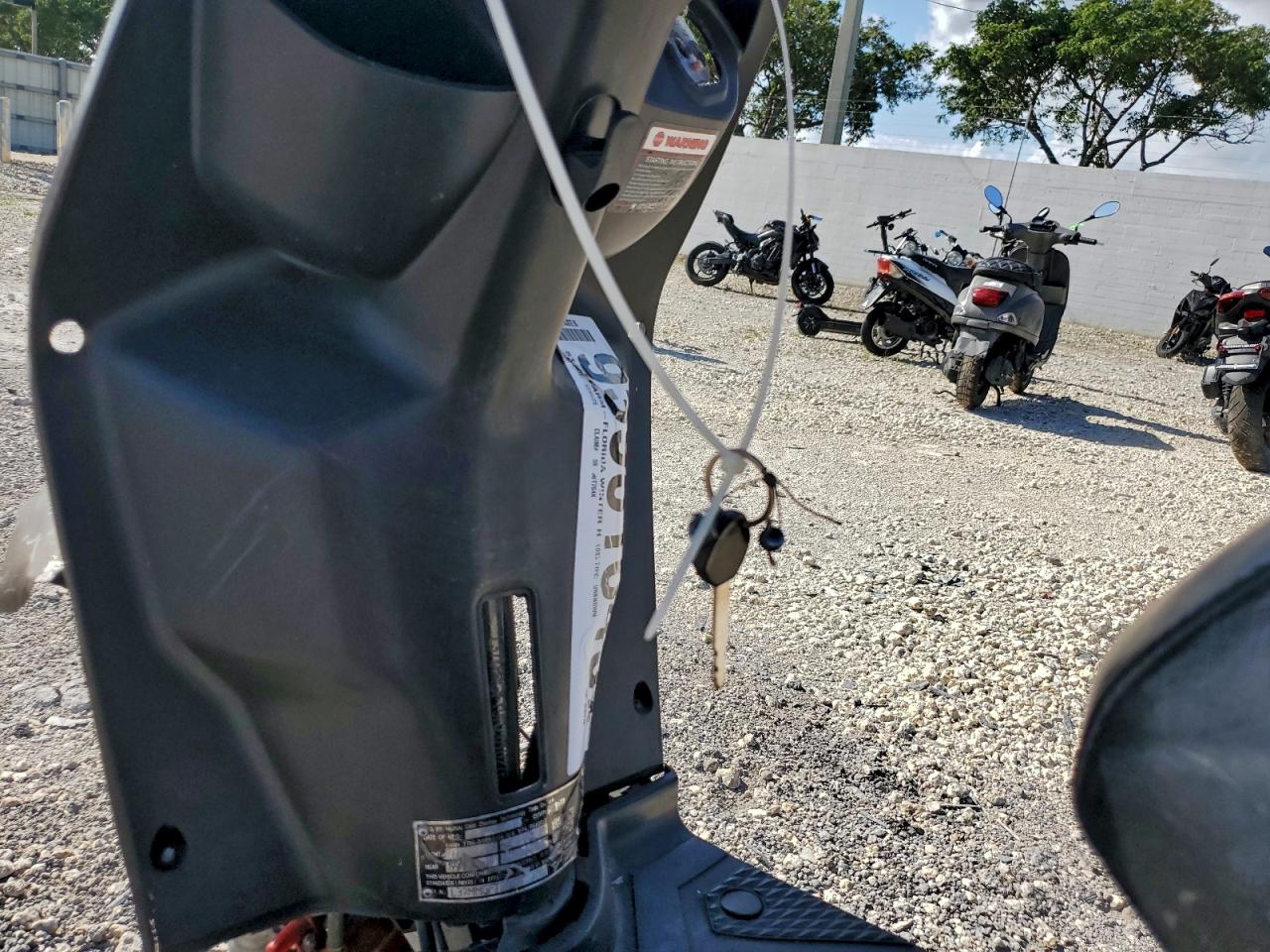 2022 Other Motorcycles Scooter VIN: L37MMGFT9NZ010276 Lot: 93951645