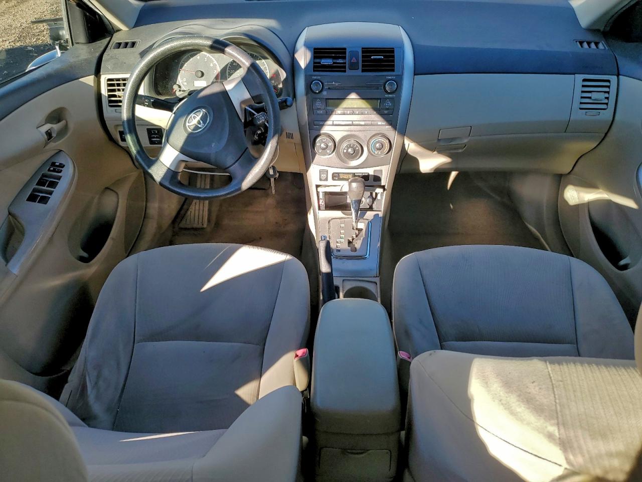 2011 Toyota Corolla Base VIN: JTDBU4EE8B9131779 Lot: 94776035