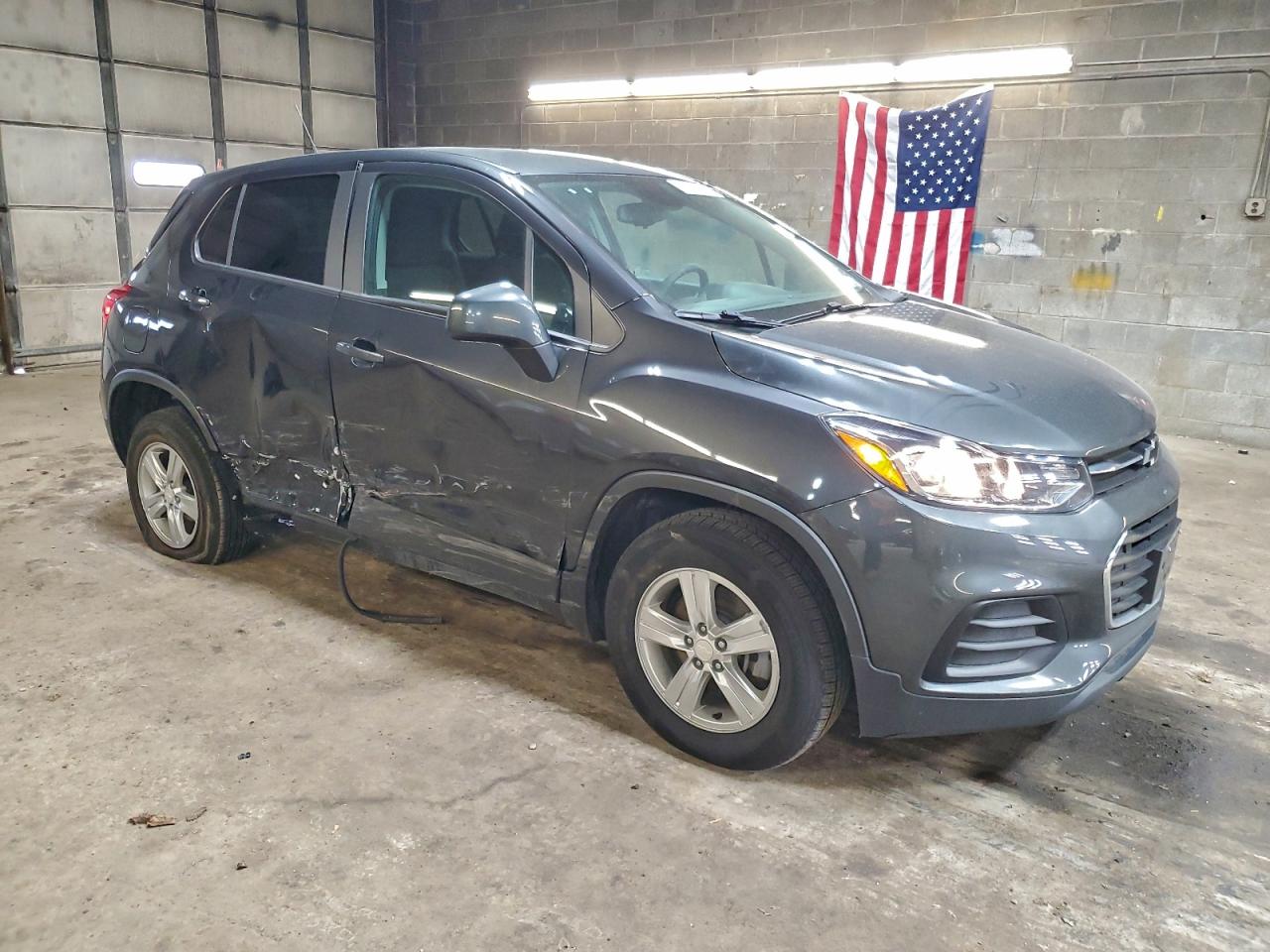 2020 Chevrolet Trax Ls VIN: 3GNCJNSB4LL177235 Lot: 97545925