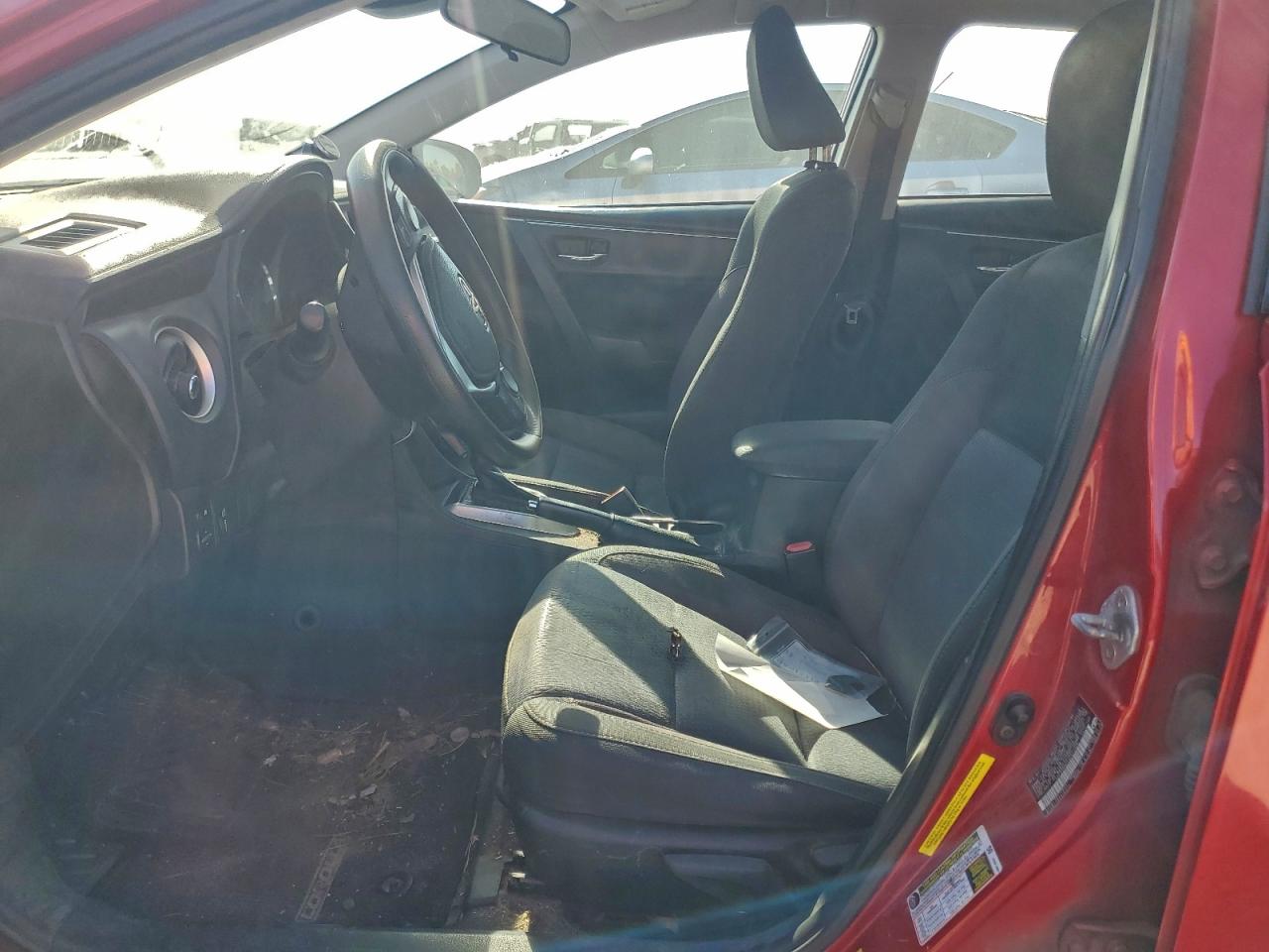 2017 Toyota Corolla L VIN: 5YFBURHE5HP633306 Lot: 96413375