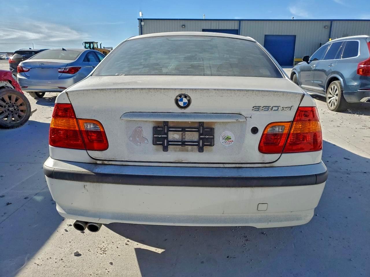 2003 BMW 330 Xi VIN: WBAEW53413PG23073 Lot: 95889975