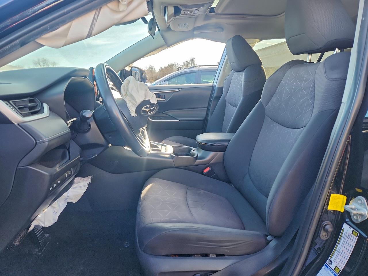 2019 Toyota Rav4 Xle VIN: 2T3P1RFV9KC050964 Lot: 95093215