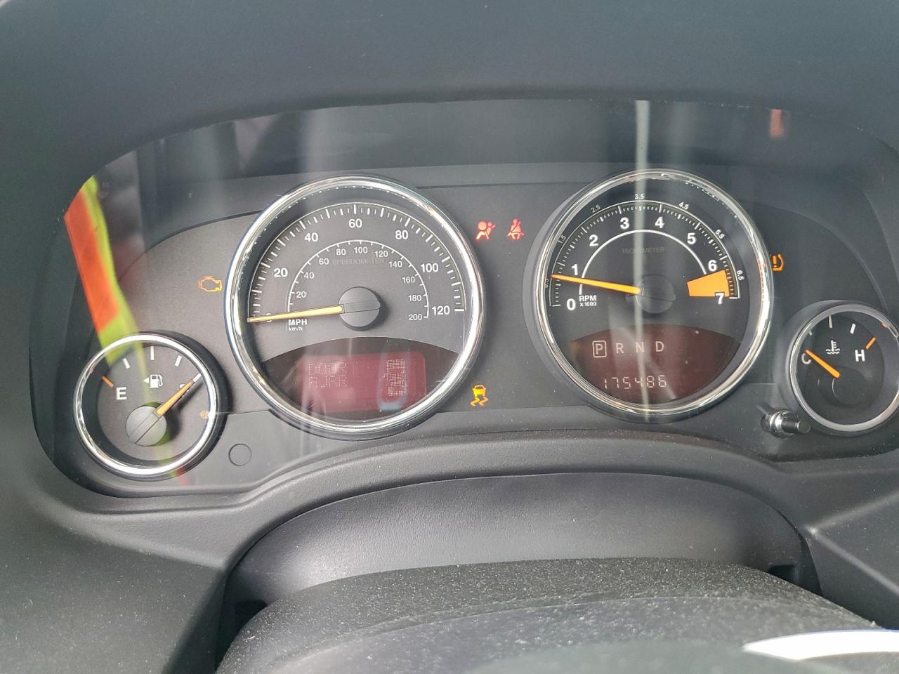 2016 Jeep Compass Latitude VIN: 1C4NJDEB2GD572257 Lot: 94686745