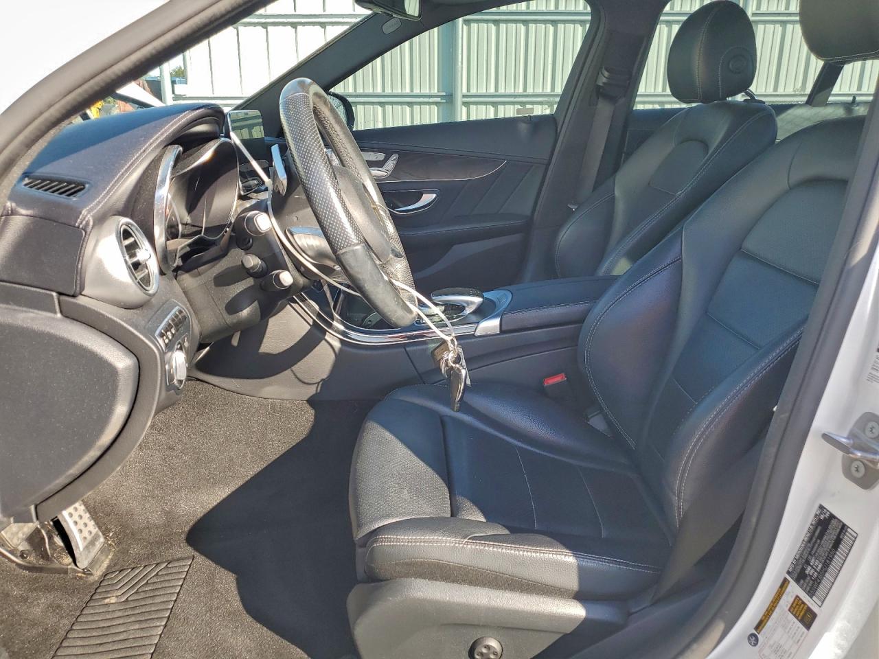 2017 Mercedes-Benz C 300 VIN: 55SWF4JB5HU181950 Lot: 95968855