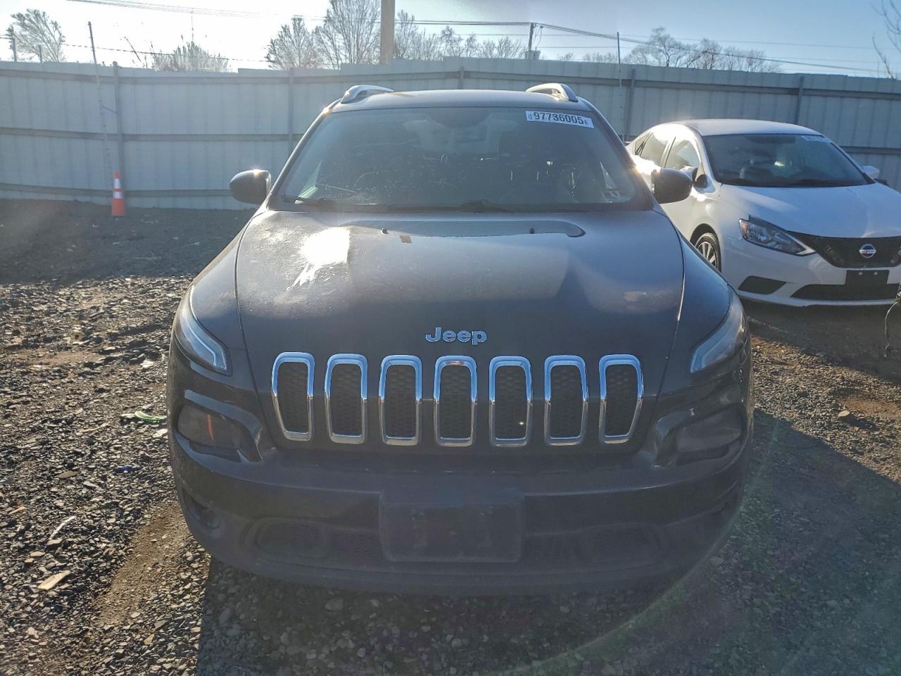 2016 Jeep Cherokee Latitude VIN: 1C4PJMCB6GW152162 Lot: 97736005