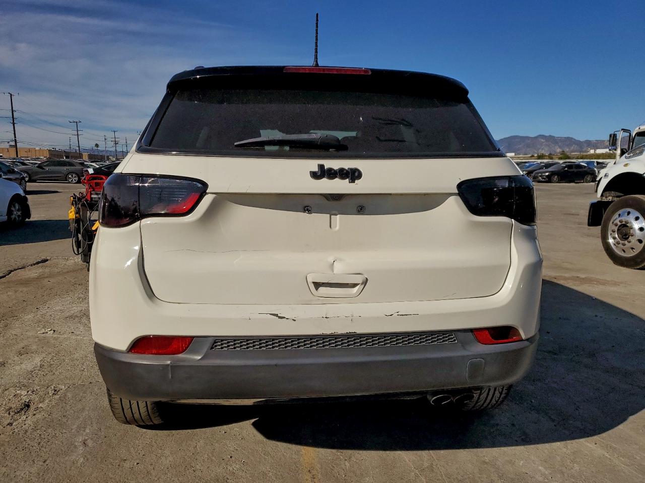 2019 Jeep Compass Latitude VIN: 3C4NJCBBXKT789122 Lot: 94966985