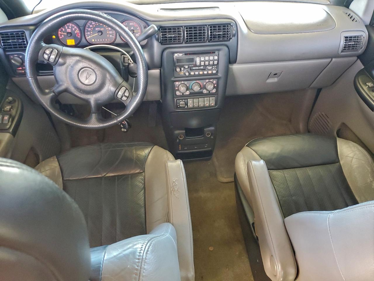 2002 Pontiac Montana Luxury VIN: 1GMDX13E72D215537 Lot: 95804435